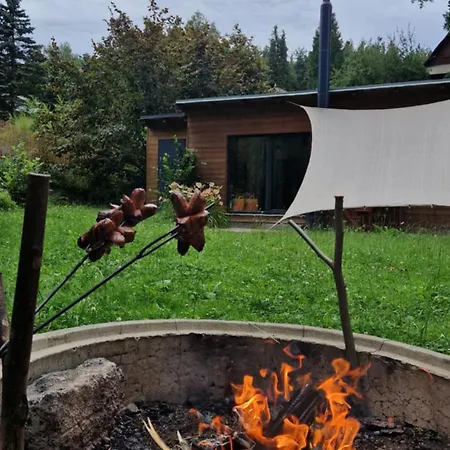 Chillzona U Medojeda Деревянный коттедж *